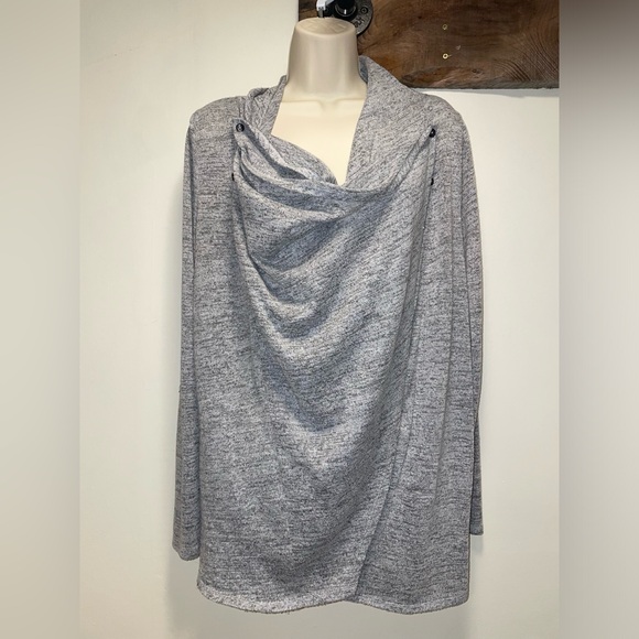 Oh Baby by Motherhood maternity and nursing cardigan
Size L - Picture 1 of 6